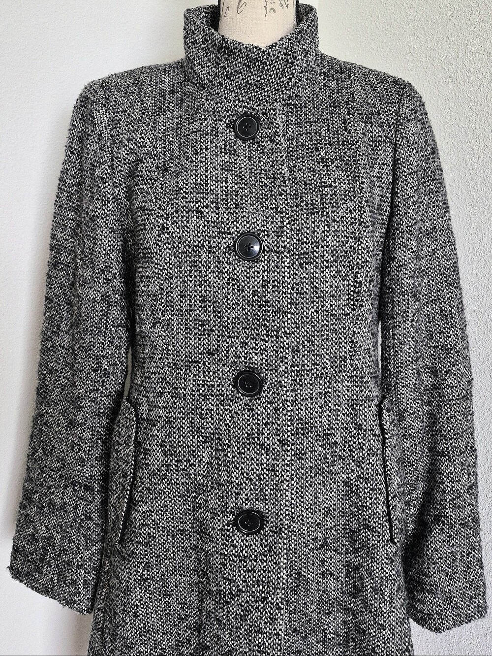 J. Crew B&W Tweed Peacoat, 10 - Picture 3 of 15